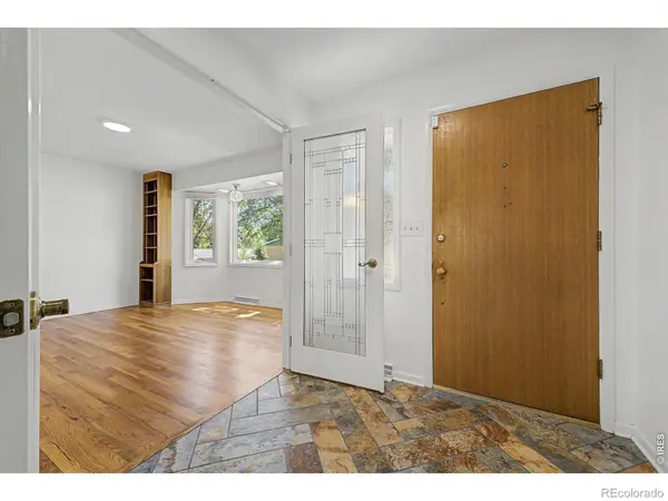 2555 Queen ST, Lakewood, CO 80215