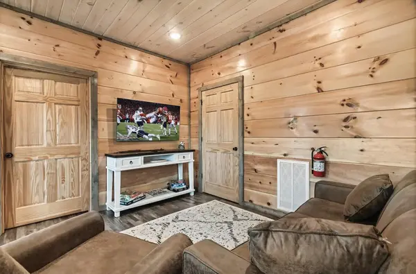 1654 Veterans Blvd Unit 32, Sevierville, TN 37862