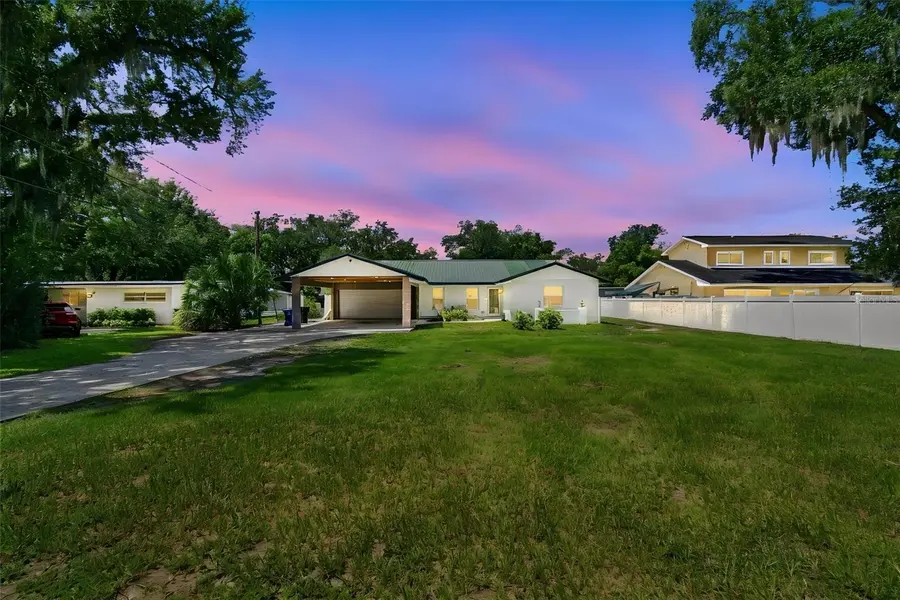 2219 NEW JERSEY RD, Lakeland, FL 33803
