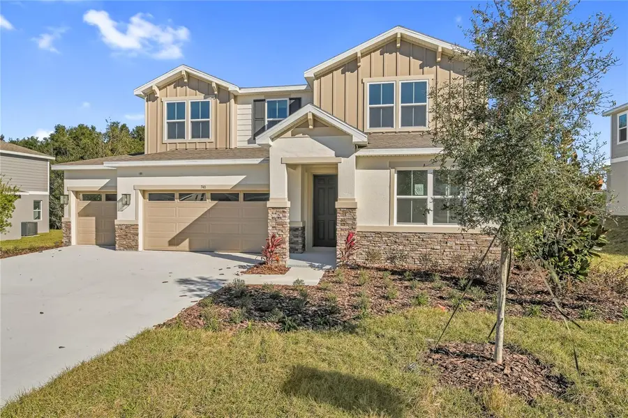 748 WEKIVA RIDGE DR, Mount Dora, FL 32757
