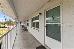 5257 81ST LN N #17, St Petersburg, FL 33709