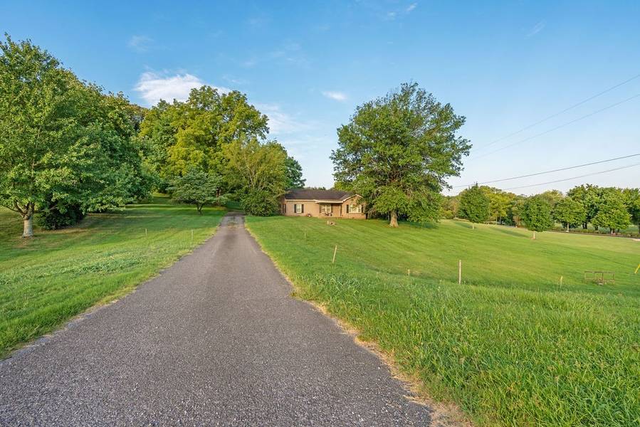 4115 Murfreesboro Rd, Franklin, TN 37067