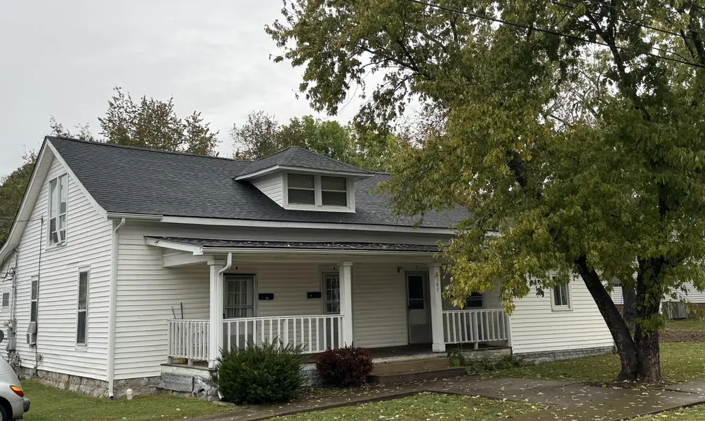 303 Jefferson Ave #E, Carthage, TN 37030