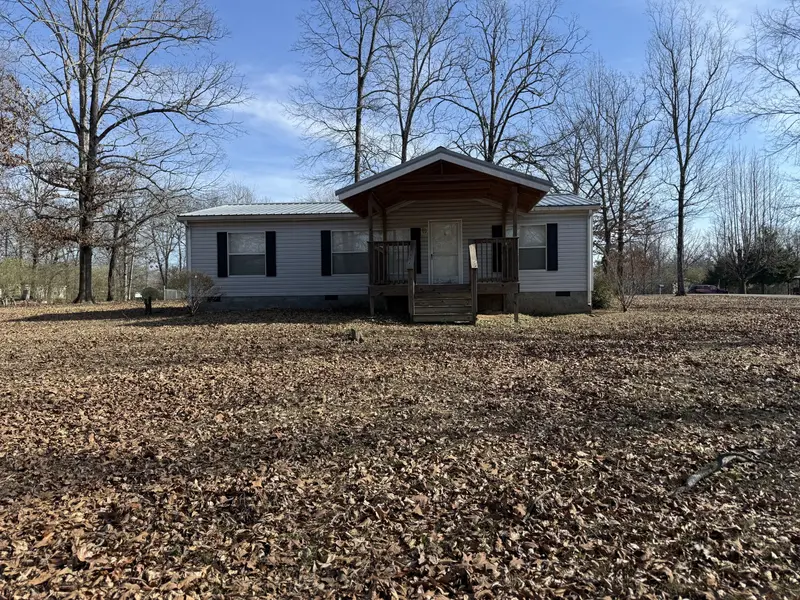 213 Alps Dr, Hohenwald, TN 38462