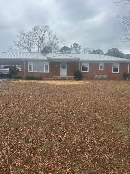 208 Oakdale Rd, Camden, TN 38320