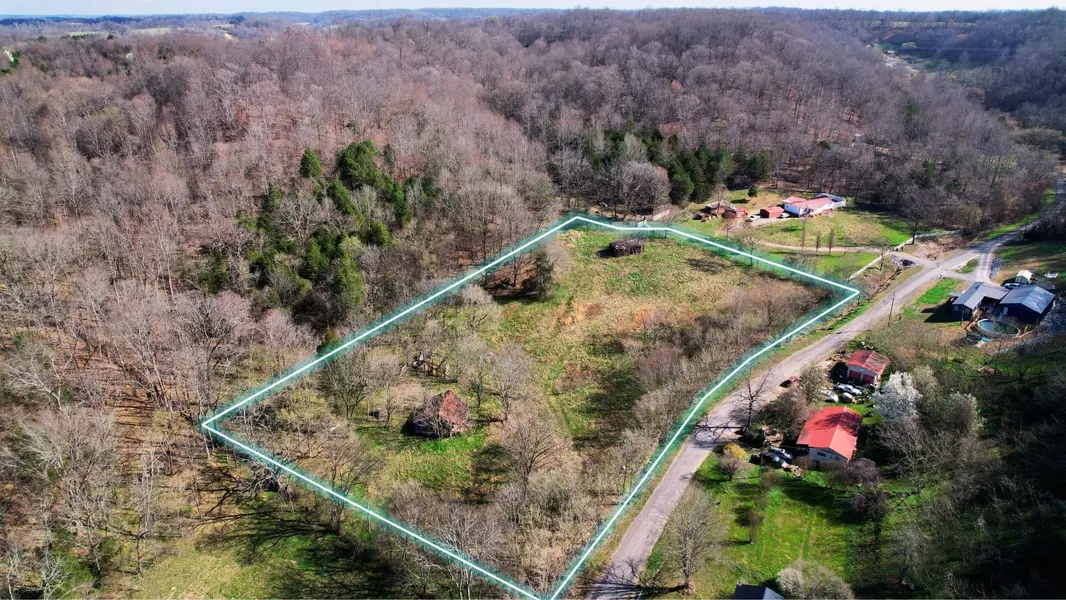 126 CARPENTER RD, Dellrose, TN 38453