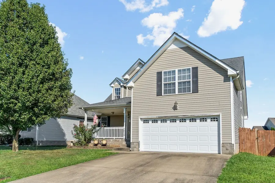 1015 Cindy Jo Ct, Clarksville, TN 37040