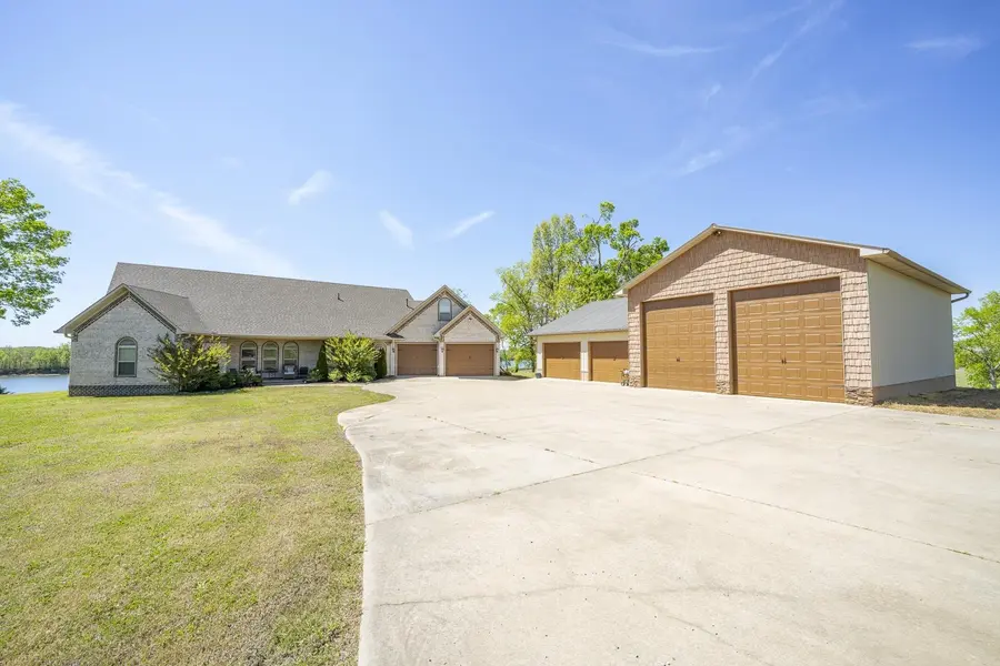 875 FAITH LN, Savannah, TN 38372