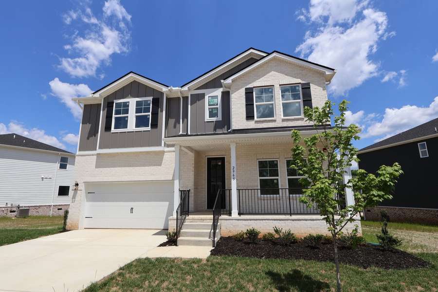 2965 Sharpstone Dr, Columbia, TN 38401