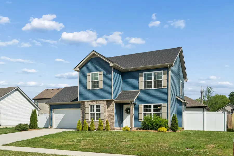 230 Timber Cir, Manchester, TN 37355