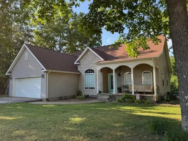 173 Mitchell St, Hohenwald, TN 38462