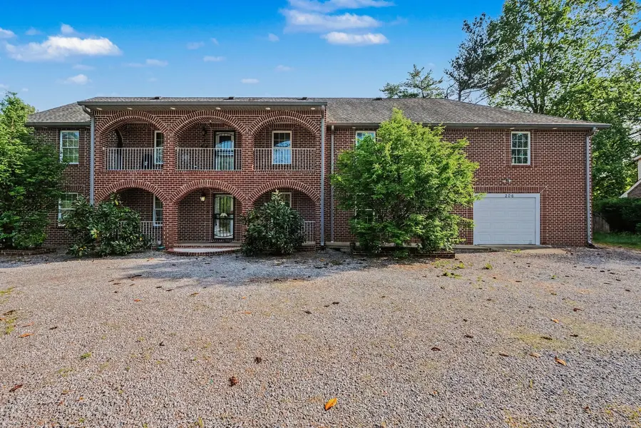 206 McKaig Rd, Murfreesboro, TN 37127