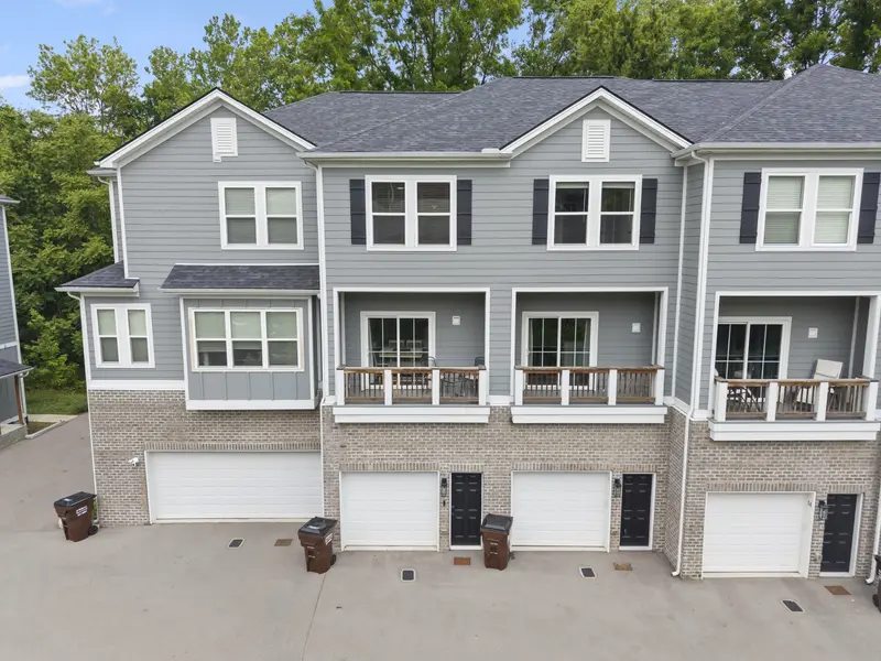 450 Glastonbury Rd #12, Nashville, TN 37217