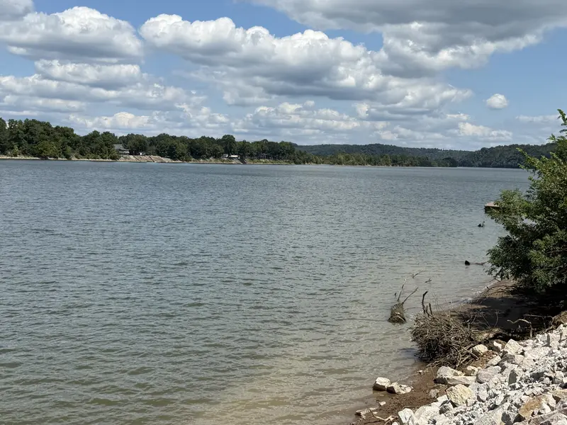 705 River Front Drive, Clifton, TN 38425