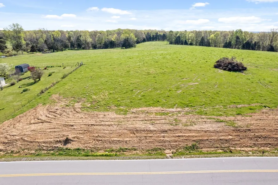 5479 Louise Rd, Cumberland Furnace, TN 37051
