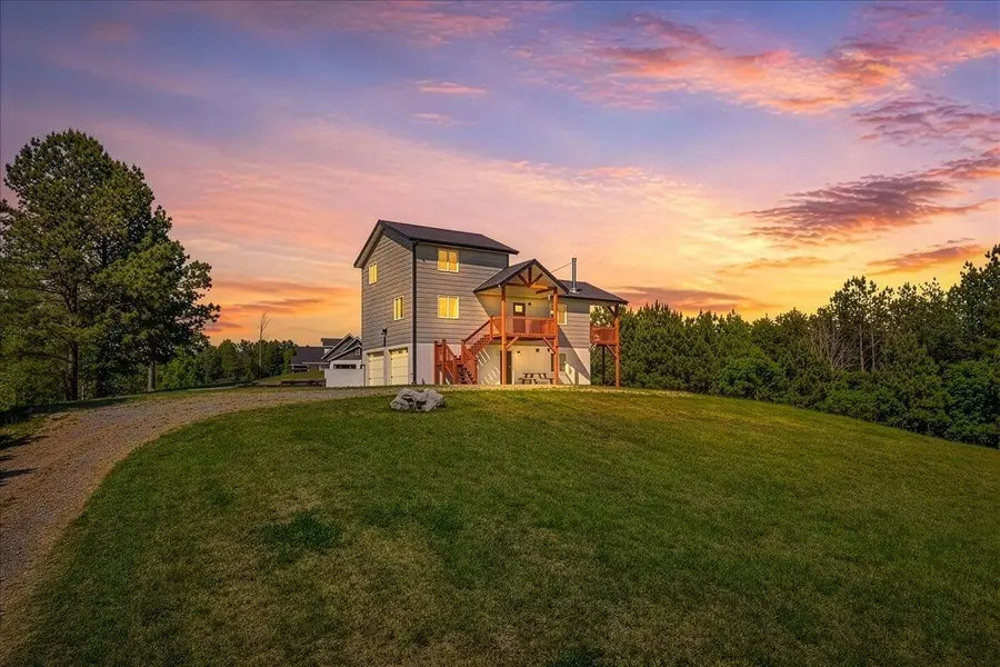 111 County Rd 805, Etowah, TN 37331