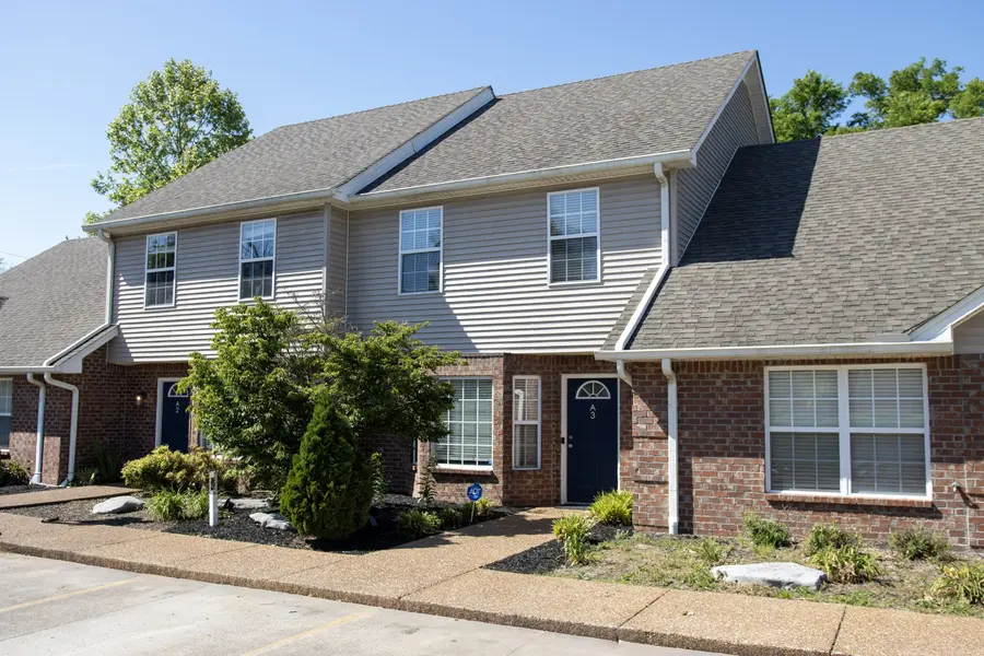 138 Cambridge Dr #A3, Gallatin, TN 37066