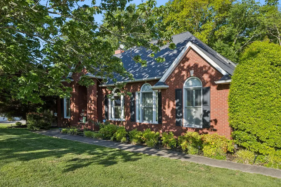 46 Deerfield Ct, Mcminnville, TN 37110