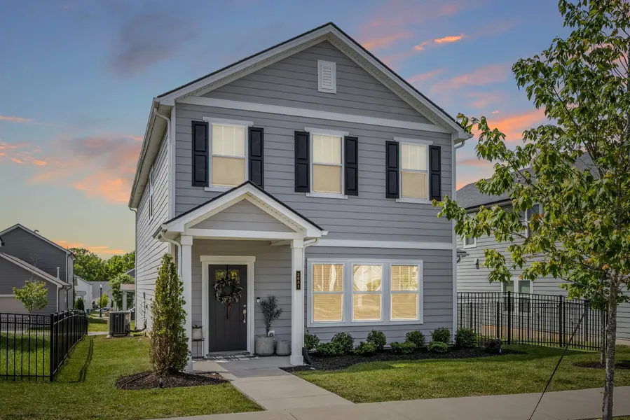 2081 Notchleaf Rd, Antioch, TN 37013