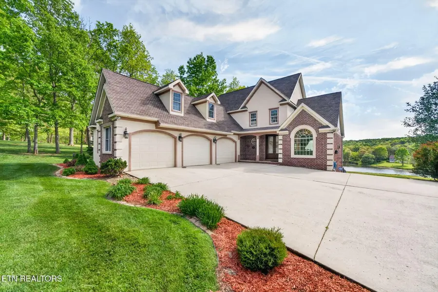 321 Magnolia Lane, Crossville, TN 38555