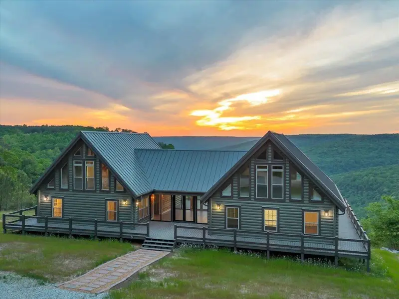 315 Morris Point Lane, South Pittsburg, TN 37380