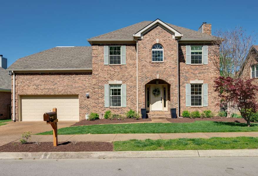 2304 Bryana Ct, Franklin, TN 37064