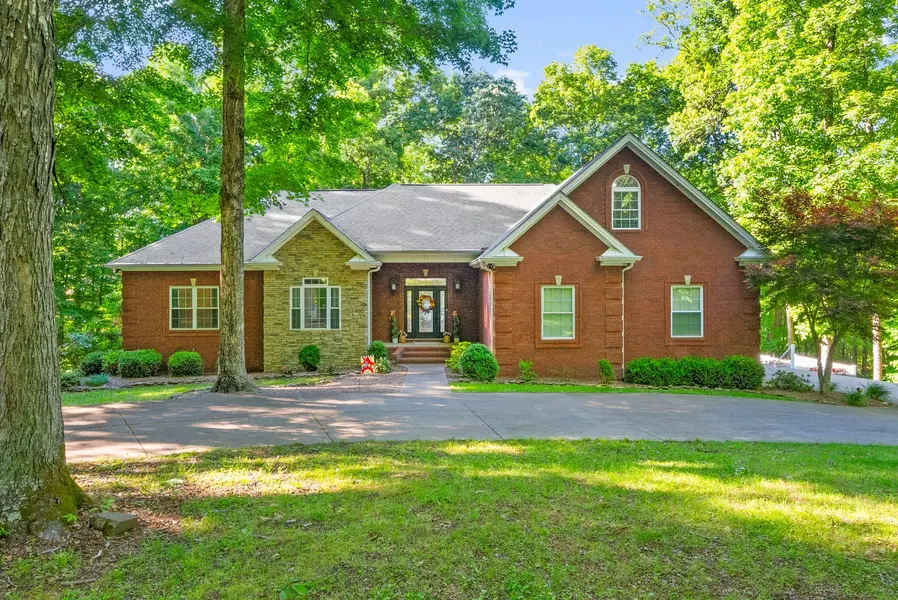 118 Periwinkle Hill Rd, Cadiz, KY 42211