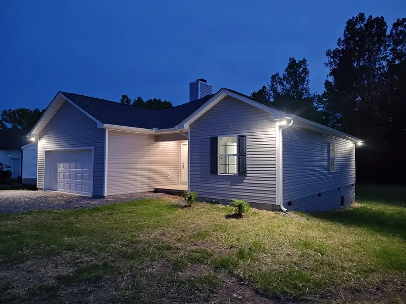 689 W Main St, Alexandria, TN 37012
