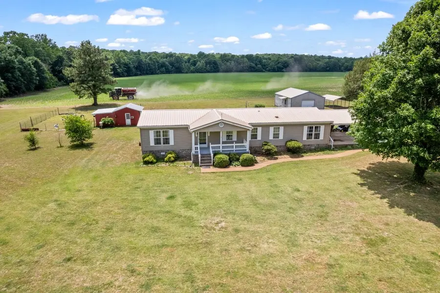 6439 Cedar Grove Rd, Big Sandy, TN 38221