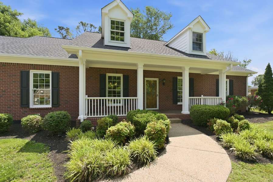 209 Cotton Ln, Franklin, TN 37069