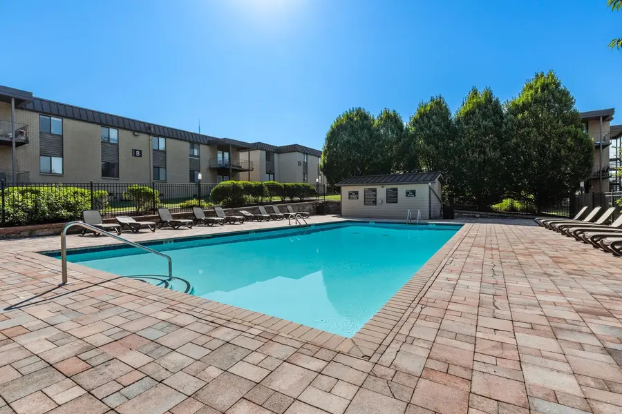 6680 Charlotte Pike #K3, Nashville, TN 37209