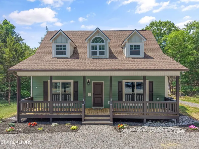 1925 Harbor Lane, Dandridge, TN 37725
