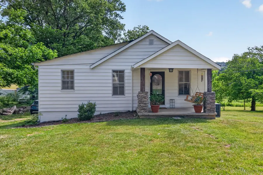 261 Mirandy Rd, Cookeville, TN 38506