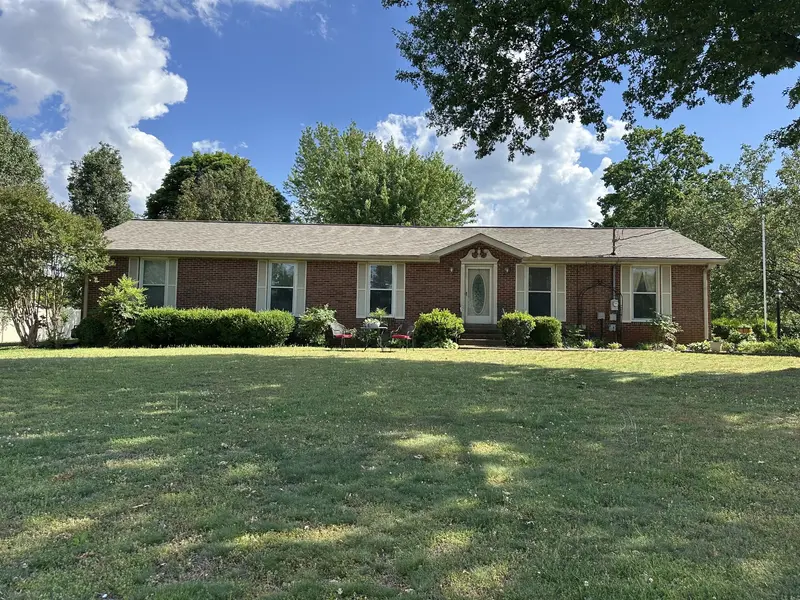 1608 Lilac Dr, Lebanon, TN 37087