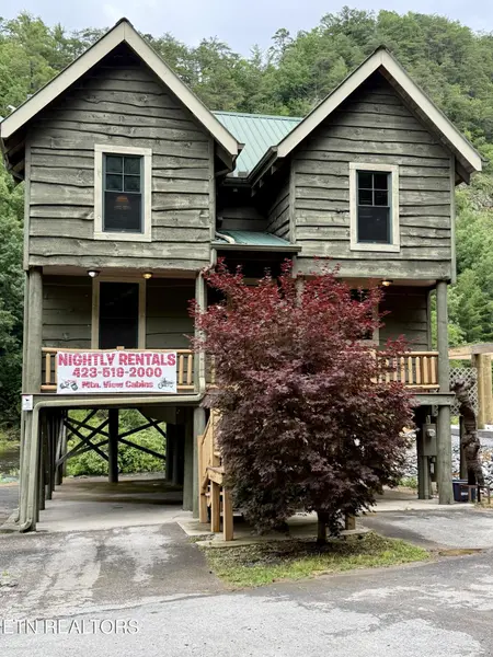 1667 Cherohala Skyway, Tellico Plains, TN 37385