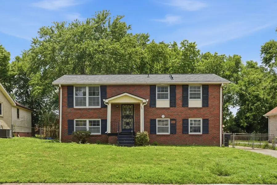 731 Rowan Dr, Nashville, TN 37207