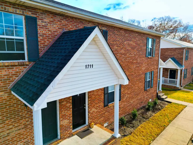 1711 Baltimore Dr #B, Clarksville, TN 37043