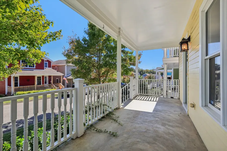 288 Augusta Ave, Pleasant View, TN 37146