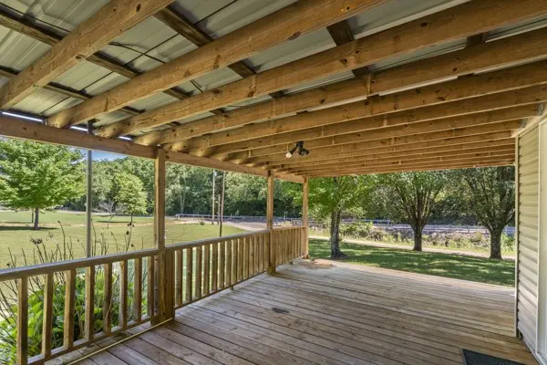 1110 King Rd, Centerville, TN 37033