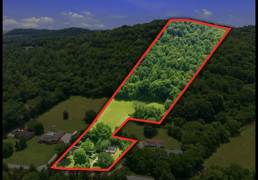 17 Dog Branch Rd #S, Pleasant Shade, TN 37145