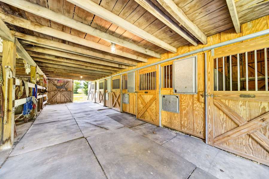 7190 Bahne Rd, Fairview, TN 37062