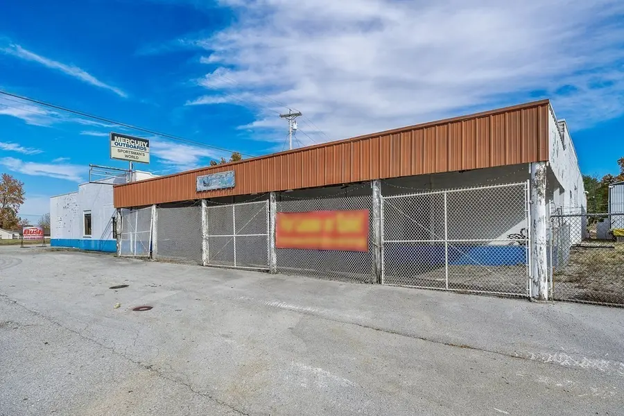 1470 S Jefferson Ave, Cookeville, TN 38506