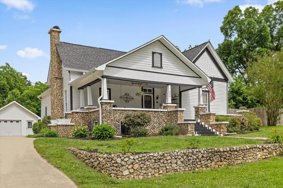 435 5th Street, Ashville, AL 35953