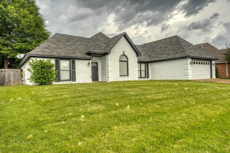 8936 ROWLEY CV, Cordova, TN 38016
