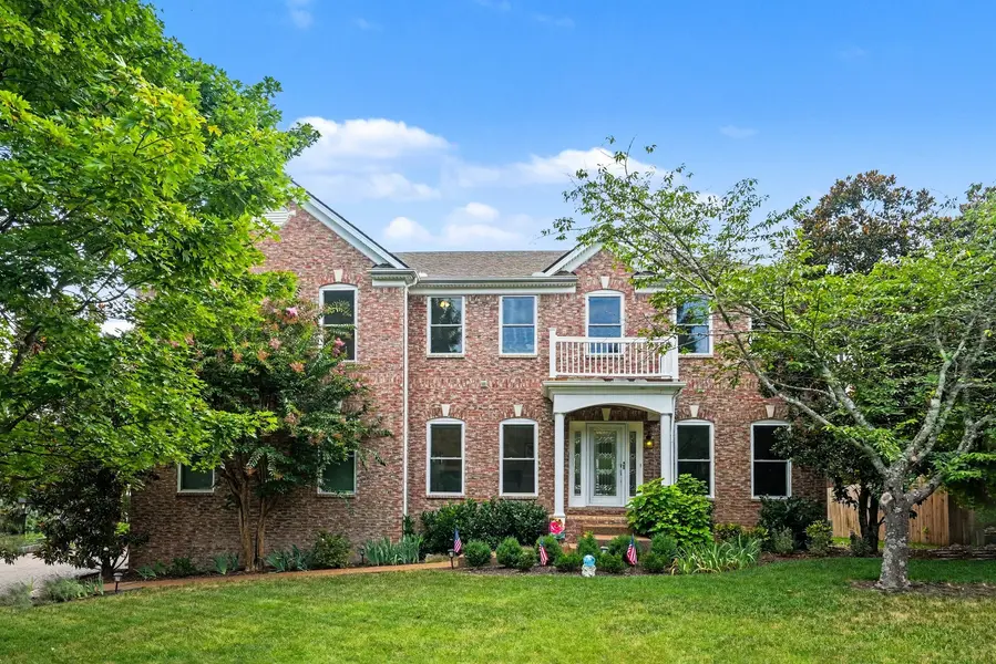 1144 Banbury Ln, Brentwood, TN 37027