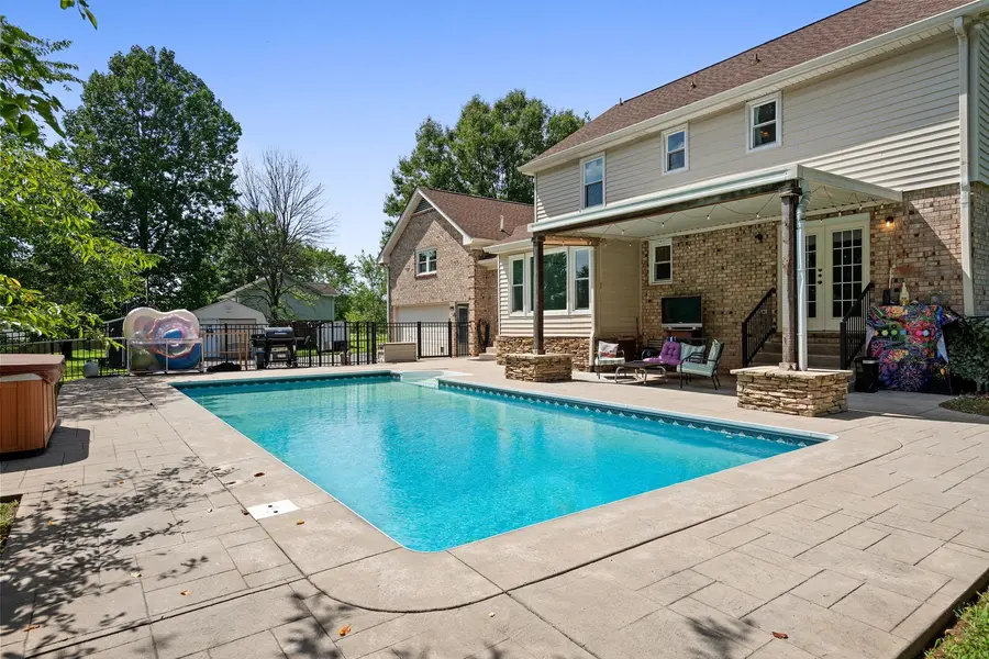 243 Southwinds Dr, Hermitage, TN 37076