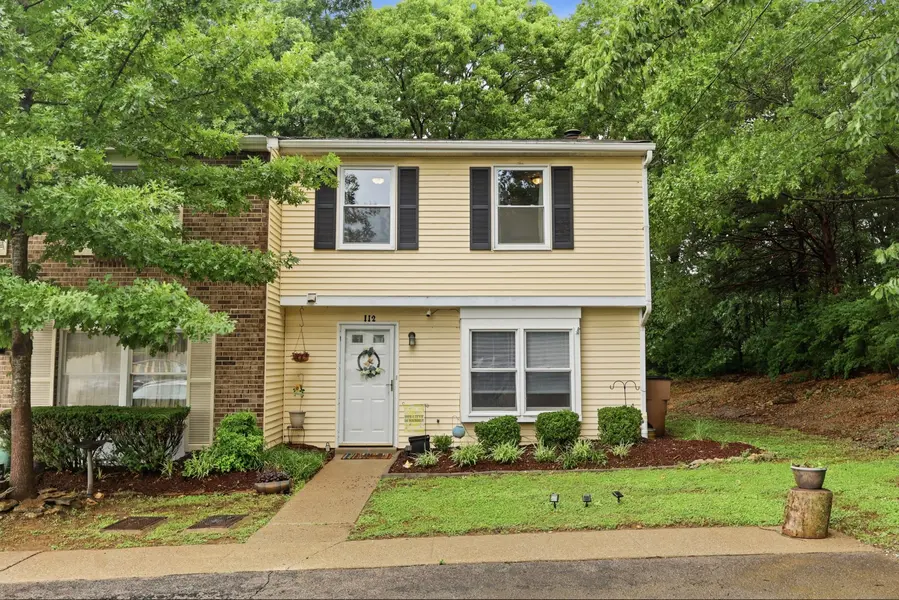 112 Lake Forest Ct, Nashville, TN 37217