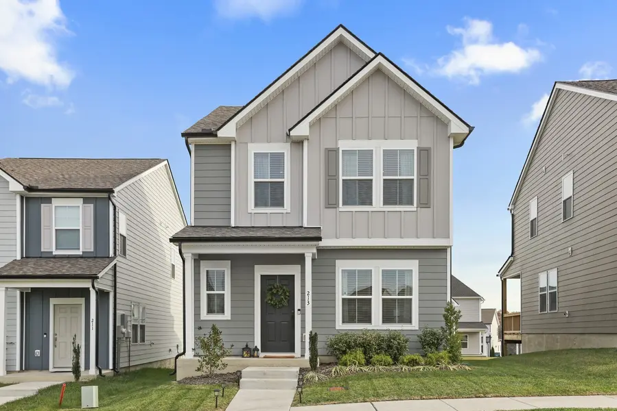 213 Oasis Dr, La Vergne, TN 37086