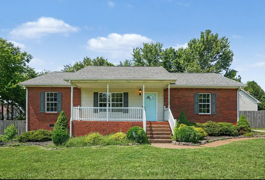 187 S Palmers Chapel Rd, White House, TN 37188