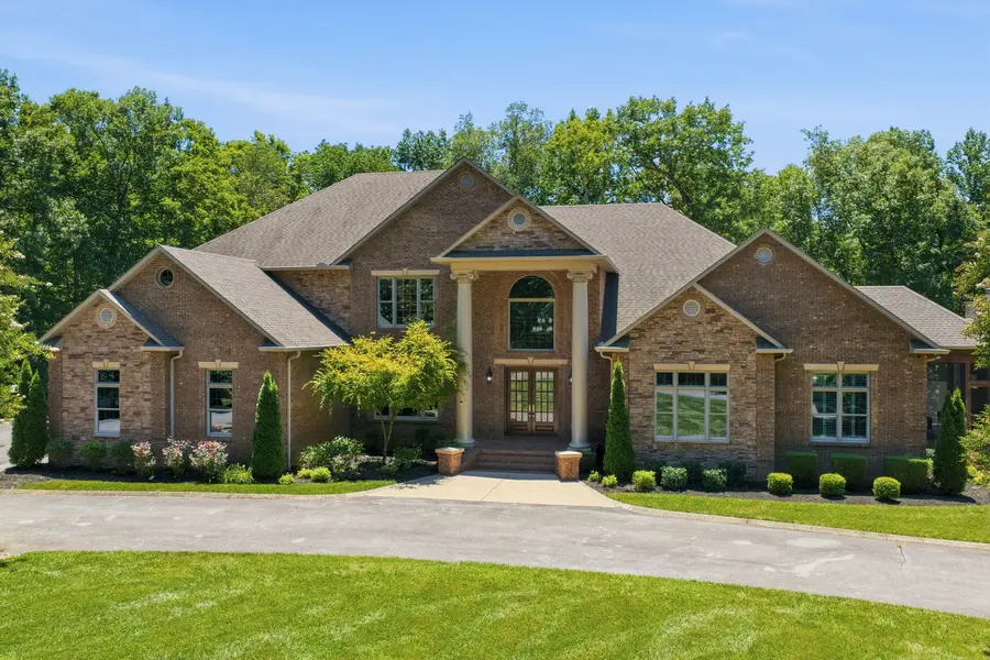 368 Chandler Dr, Winchester, TN 37398